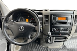 musta Mercedes-Benz Sprinter 2018 kuva 7.