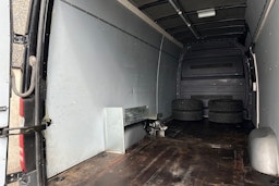 musta Mercedes-Benz Sprinter 2018 kuva 15.