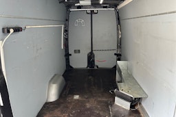 musta Mercedes-Benz Sprinter 2018 kuva 18.