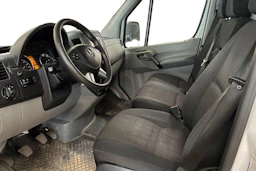 valkoinen Mercedes-Benz Sprinter 2018 kuva 3.