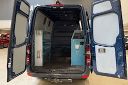 sininen Mercedes-Benz Sprinter 2018 kuva 14.