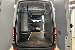valkoinen Mercedes-Benz Sprinter 2018 kuva 13.