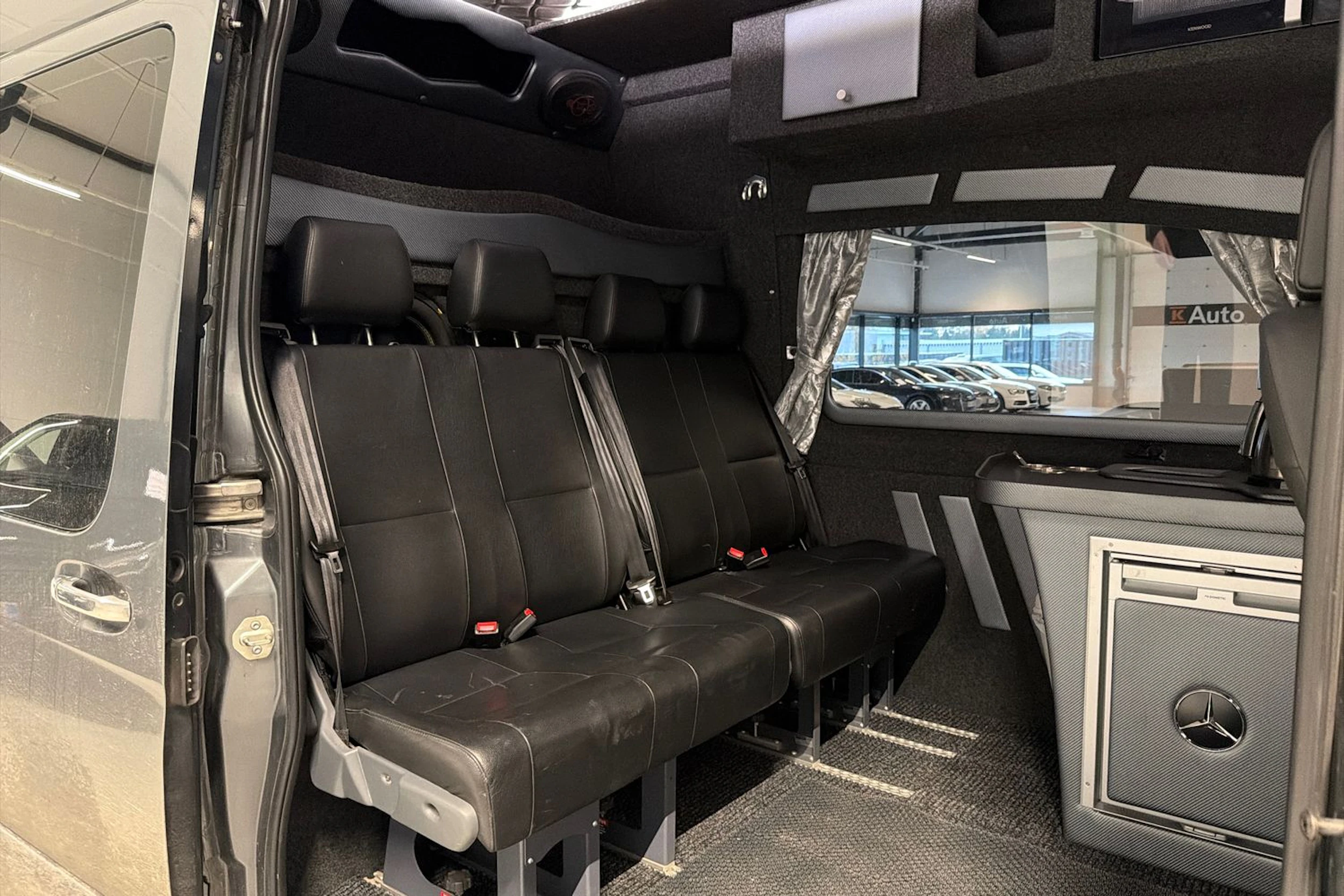 harmaa Mercedes-Benz Sprinter 2018 kuva 7.