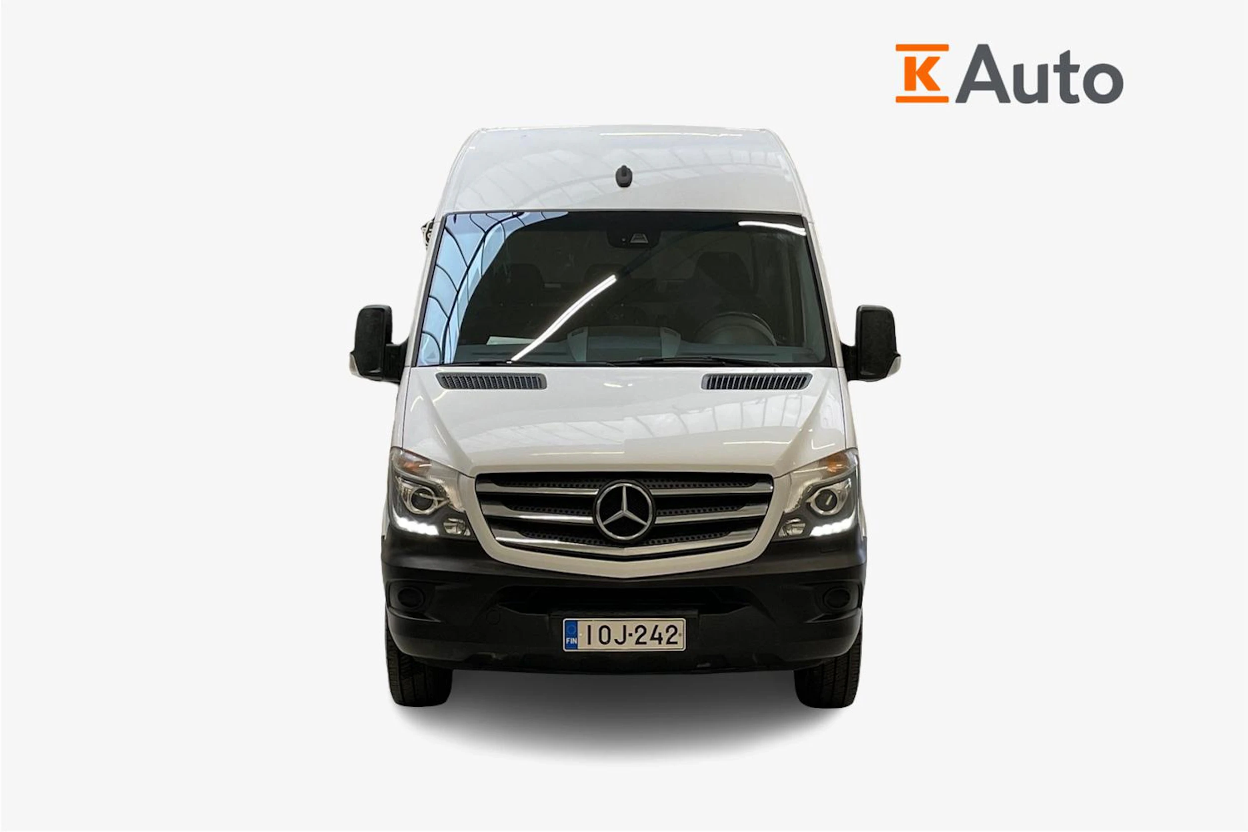 valkoinen Mercedes-Benz Sprinter 2018 kuva 5.