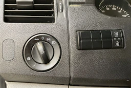 valkoinen Mercedes-Benz Sprinter 2018 kuva 17.