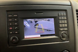 valkoinen Mercedes-Benz Sprinter 2018 kuva 23.