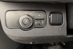 valkoinen Mercedes-Benz Sprinter 2018 kuva 22.