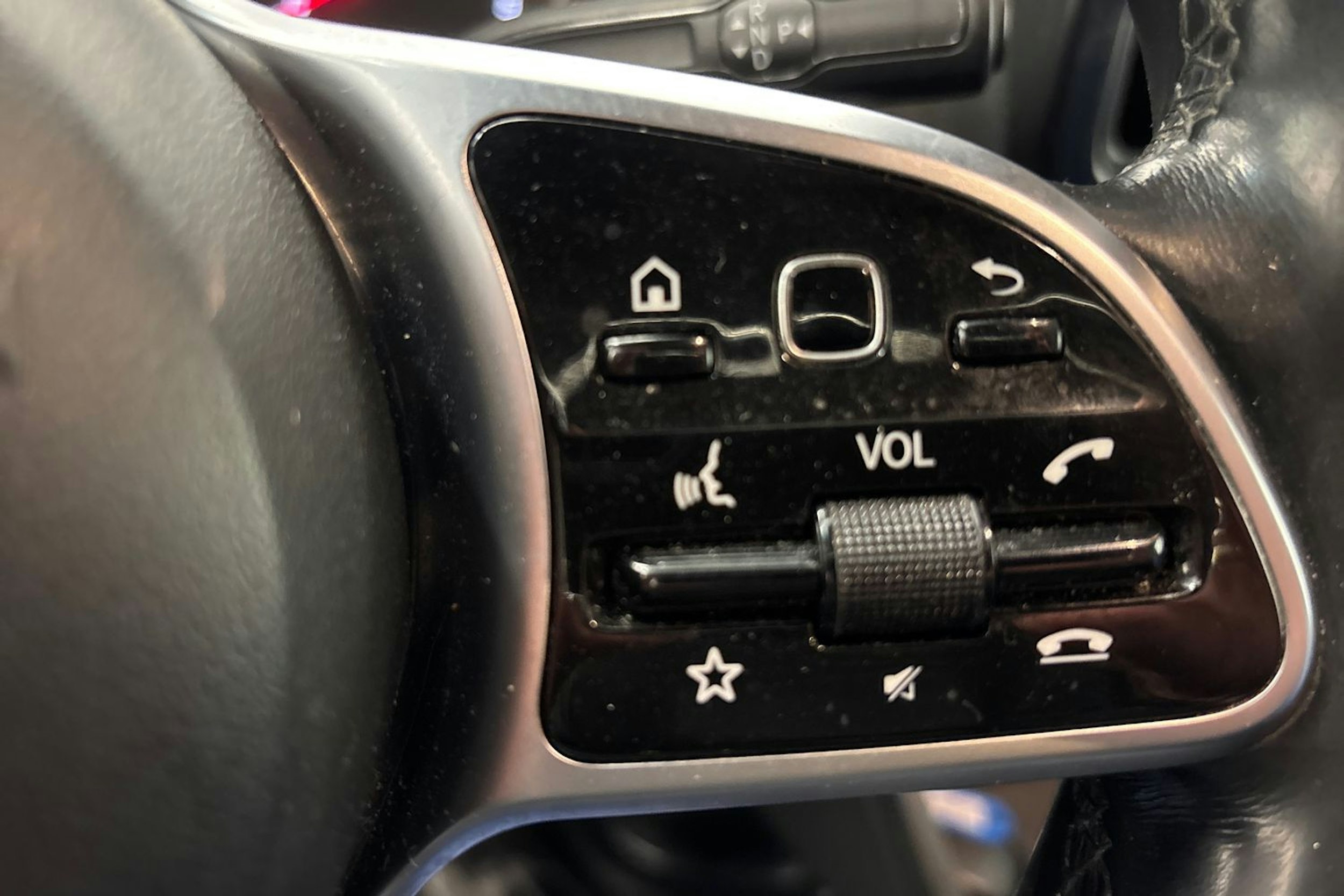 valkoinen Mercedes-Benz Sprinter 2018 kuva 24.