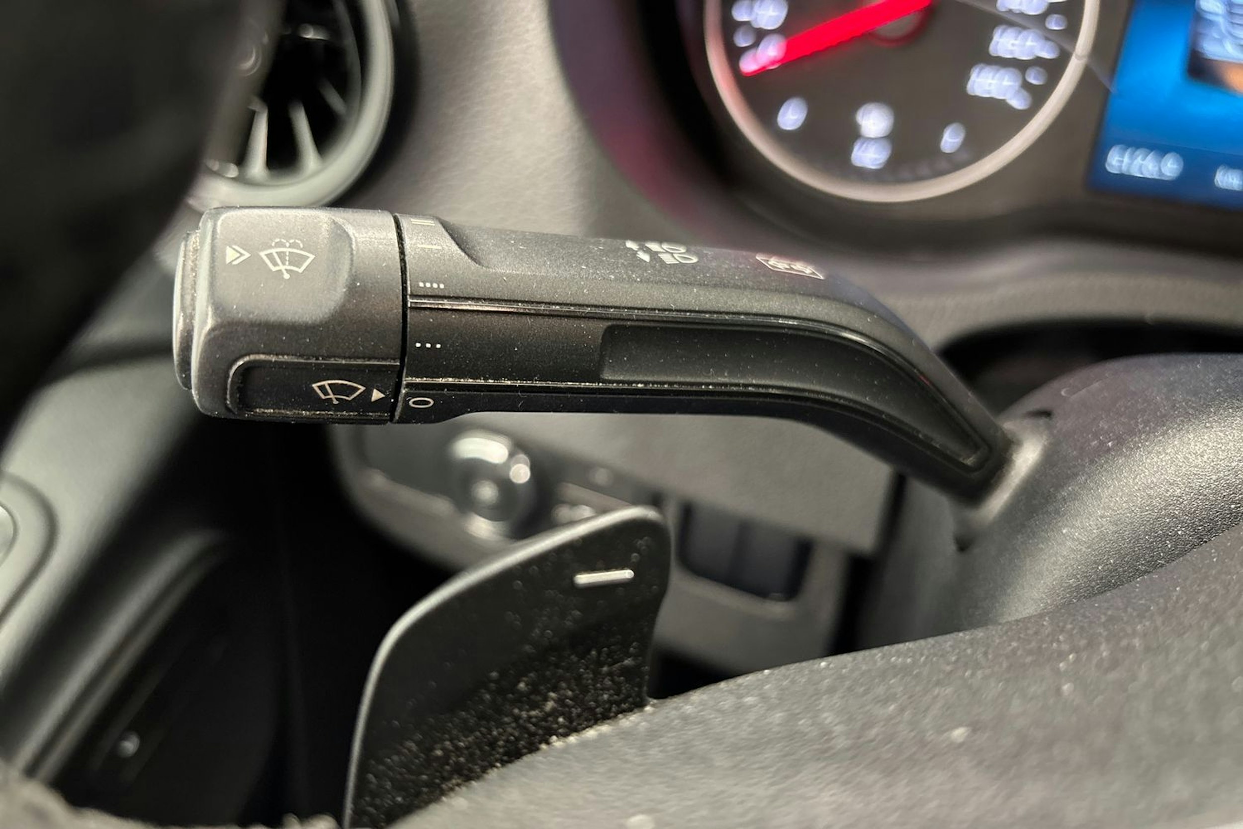 valkoinen Mercedes-Benz Sprinter 2018 kuva 25.