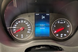 valkoinen Mercedes-Benz Sprinter 2018 kuva 32.