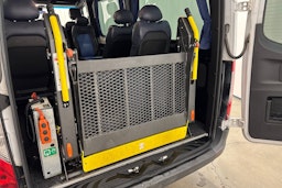 valkoinen Mercedes-Benz Sprinter 2018 kuva 33.