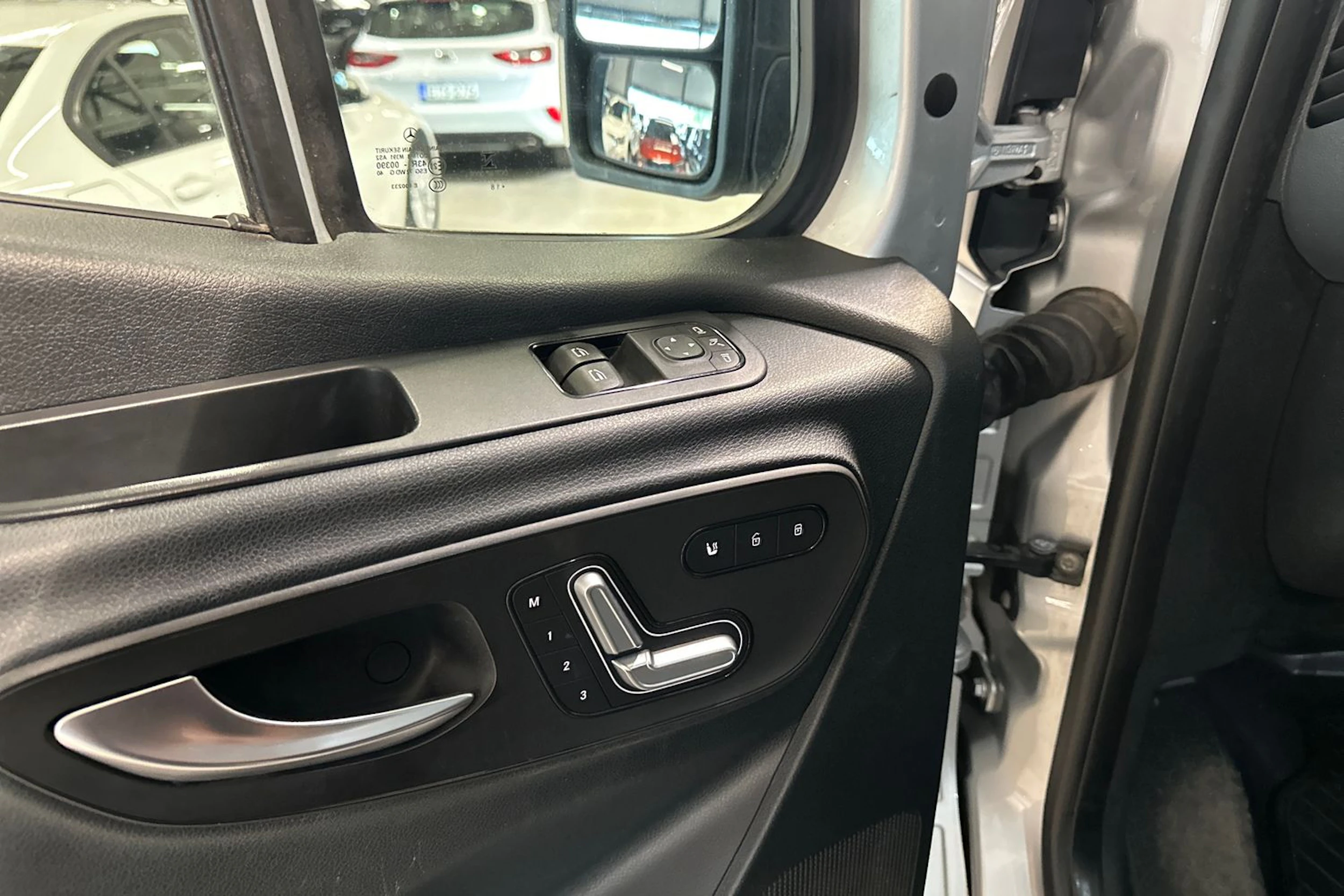 hopea Mercedes-Benz Sprinter 2018 kuva 4.