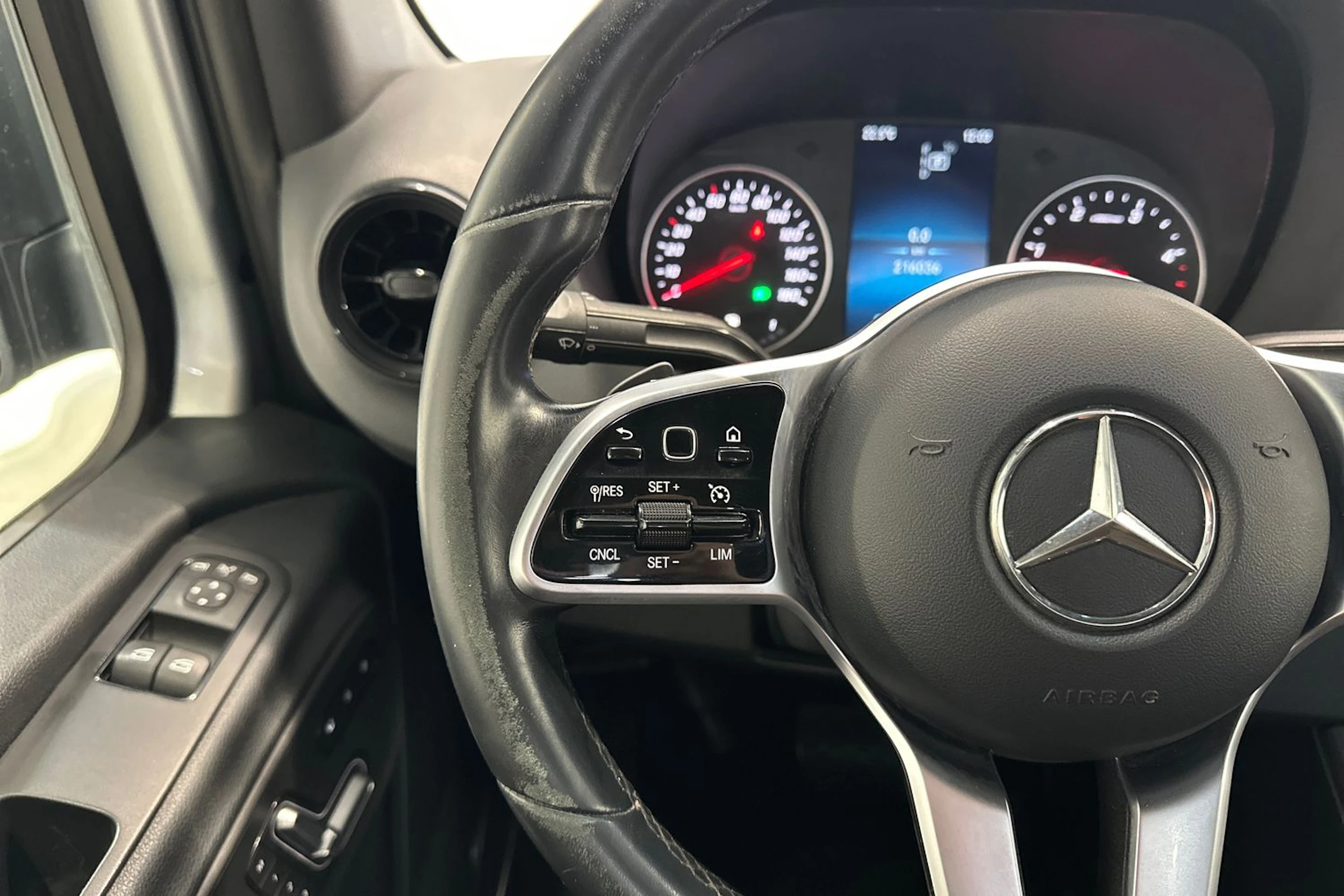 hopea Mercedes-Benz Sprinter 2018 kuva 11.
