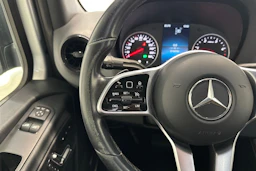 hopea Mercedes-Benz Sprinter 2018 kuva 11.