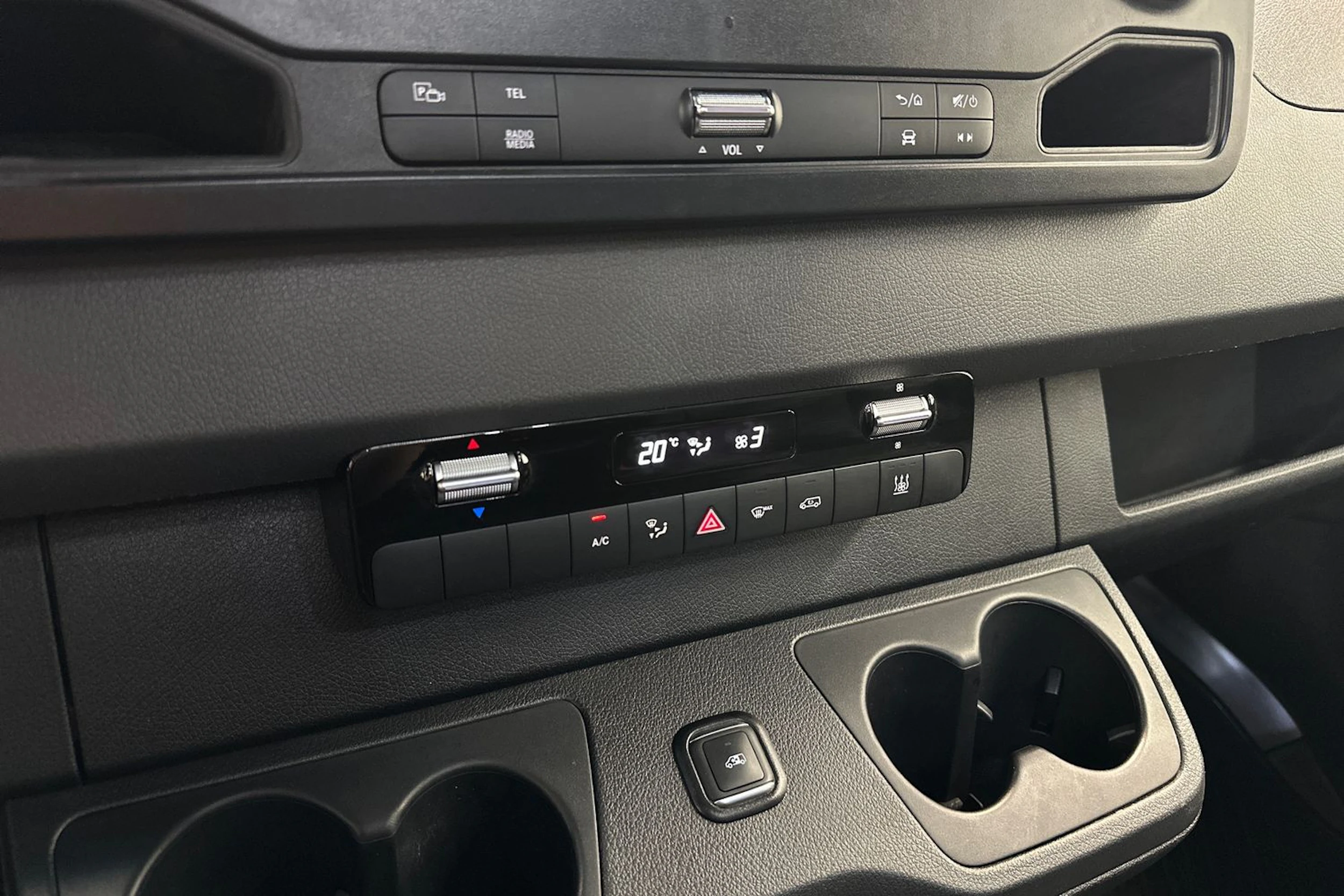 hopea Mercedes-Benz Sprinter 2018 kuva 22.