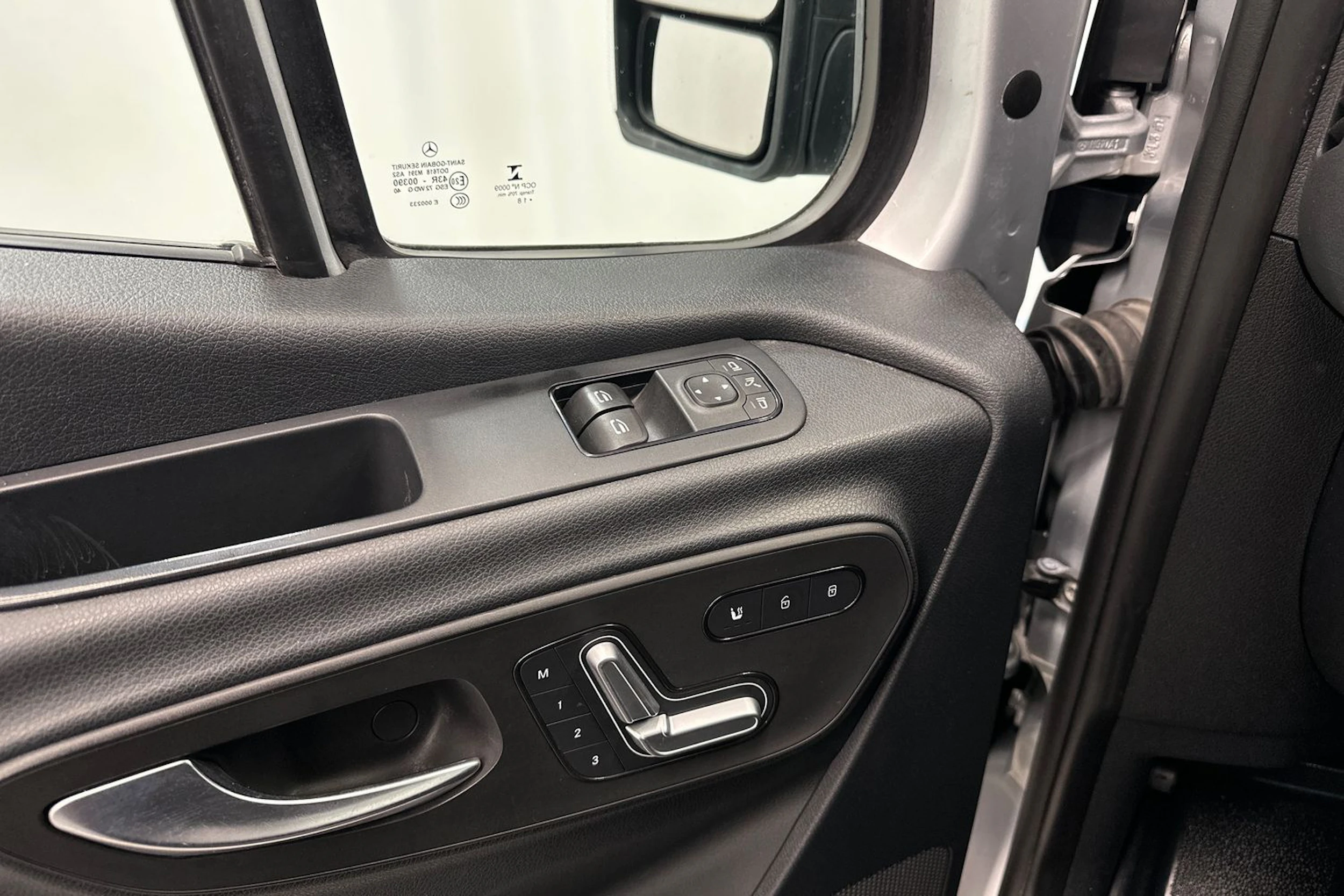 hopea Mercedes-Benz Sprinter 2018 kuva 24.