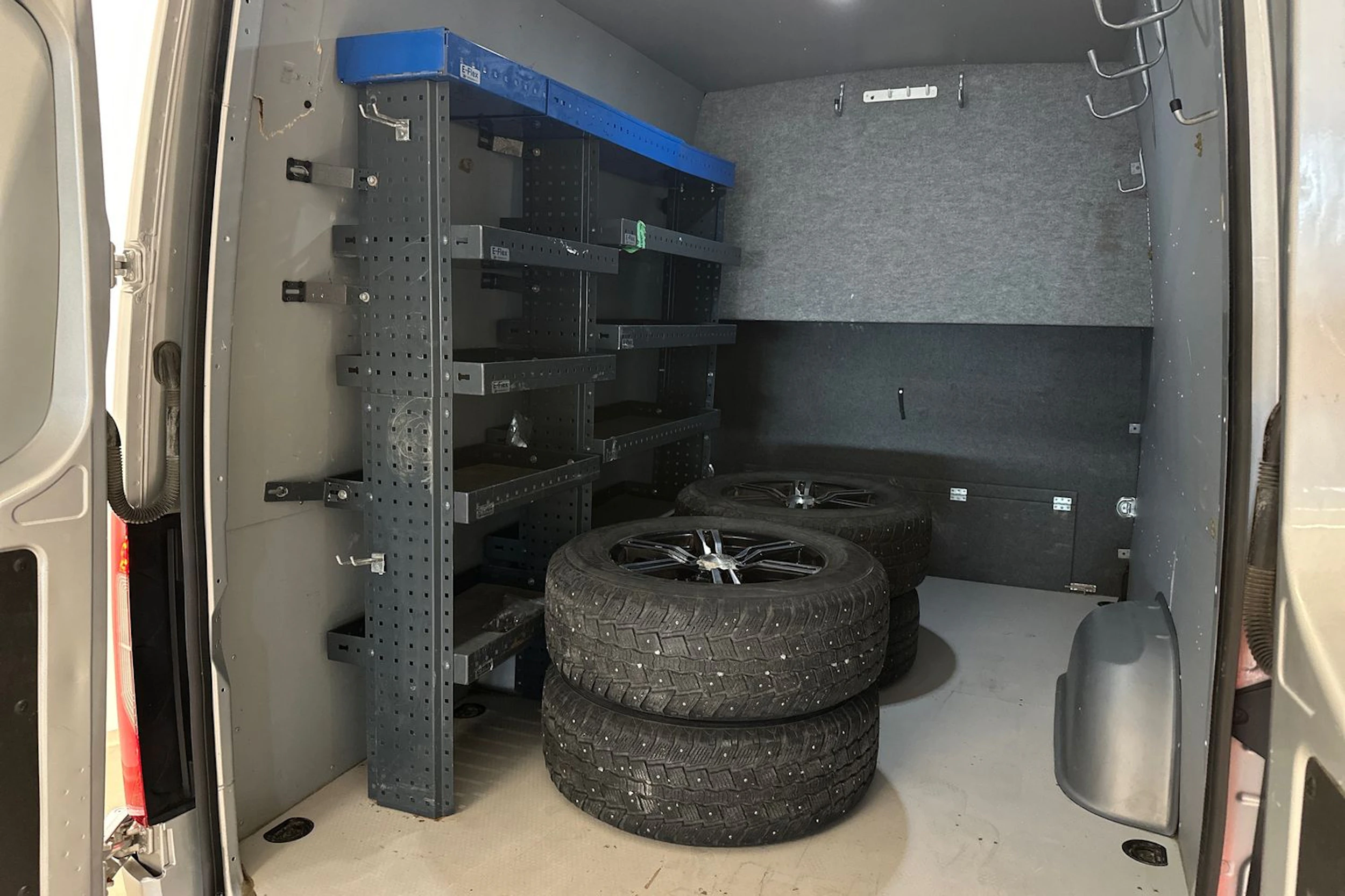 hopea Mercedes-Benz Sprinter 2018 kuva 35.