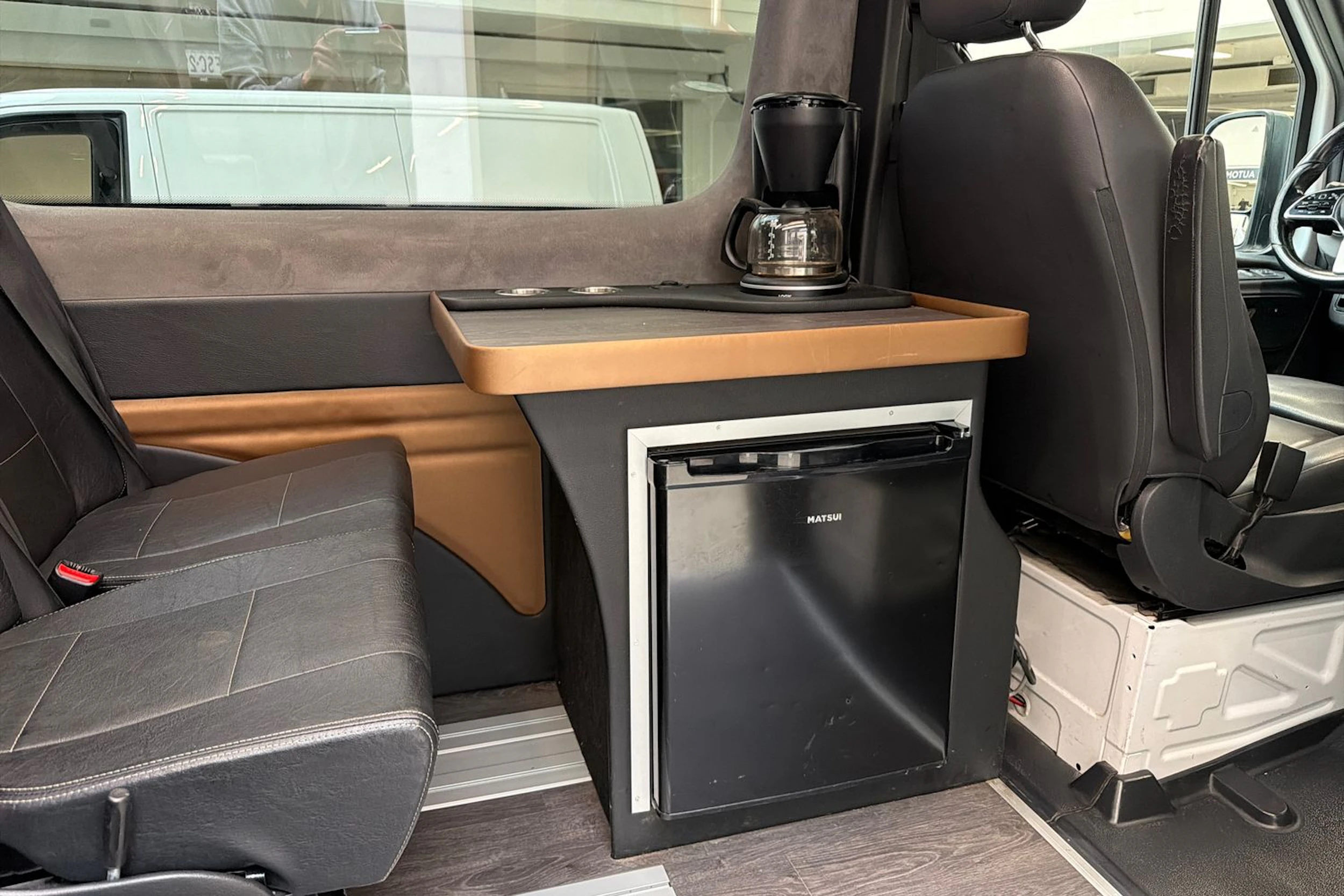 valkoinen Mercedes-Benz Sprinter 2018 kuva 18.