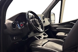 met. musta Mercedes-Benz Sprinter 2018 kuva 6.