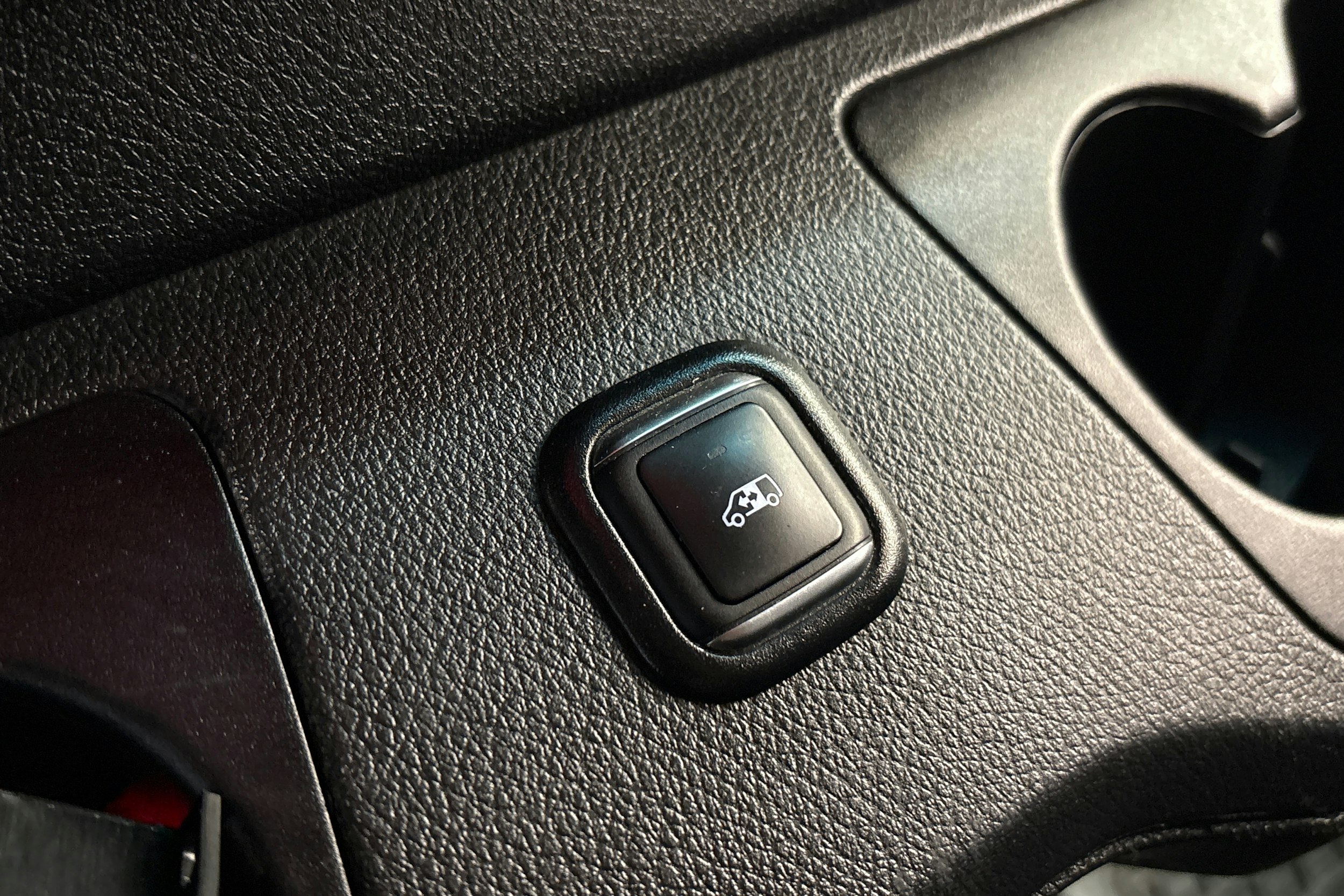 met. musta Mercedes-Benz Sprinter 2018 kuva 18.