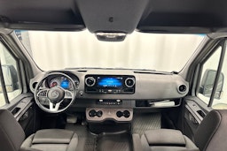 harmaa Mercedes-Benz Sprinter 2018 kuva 28.