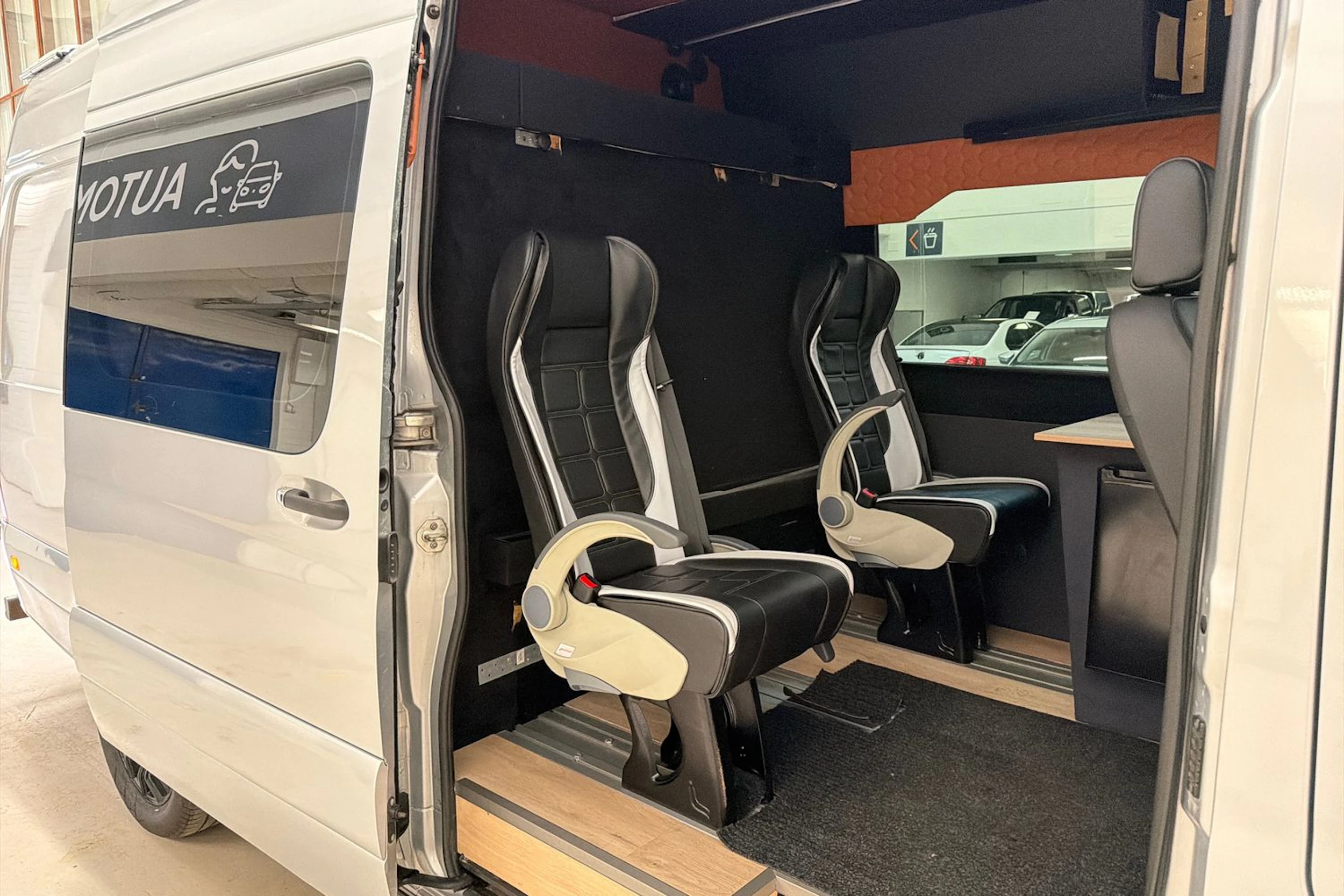 hopea Mercedes-Benz Sprinter 2018 kuva 25.