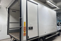 valkoinen Mercedes-Benz Sprinter 2018 kuva 18.