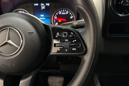 valkoinen Mercedes-Benz Sprinter 2018 kuva 25.