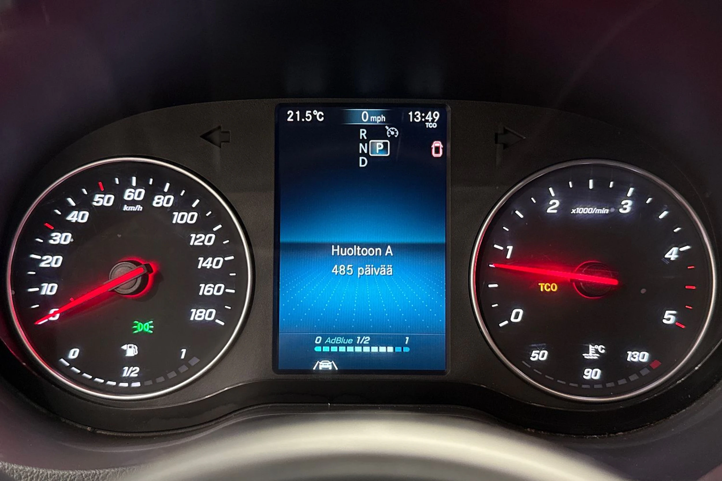 valkoinen Mercedes-Benz Sprinter 2018 kuva 31.