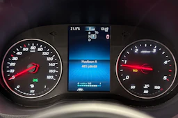 valkoinen Mercedes-Benz Sprinter 2018 kuva 31.