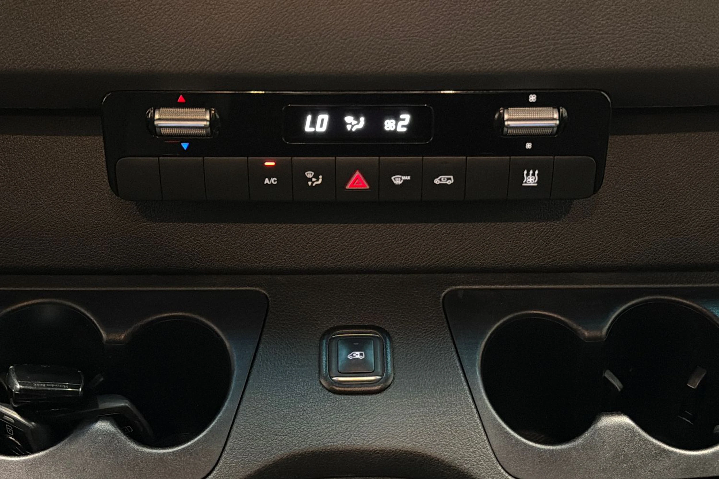 hopea Mercedes-Benz Sprinter 2018 kuva 23.