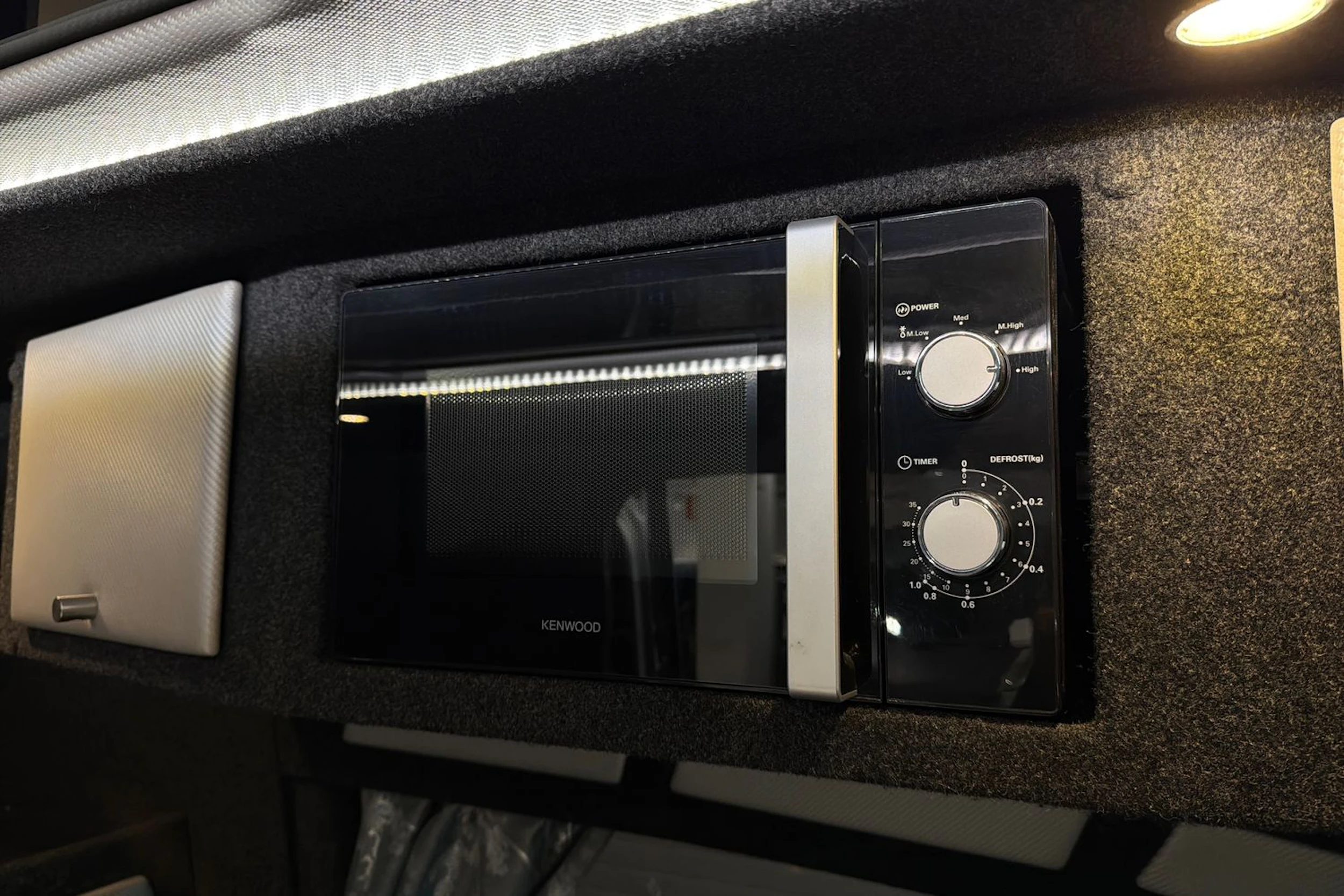 hopea Mercedes-Benz Sprinter 2018 kuva 35.