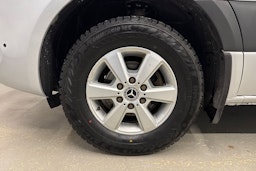 harmaa Mercedes-Benz Sprinter 2018 kuva 24.