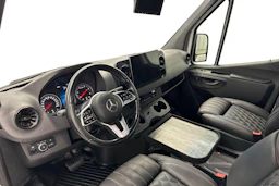 valkoinen Mercedes-Benz Sprinter 2018 kuva 6.