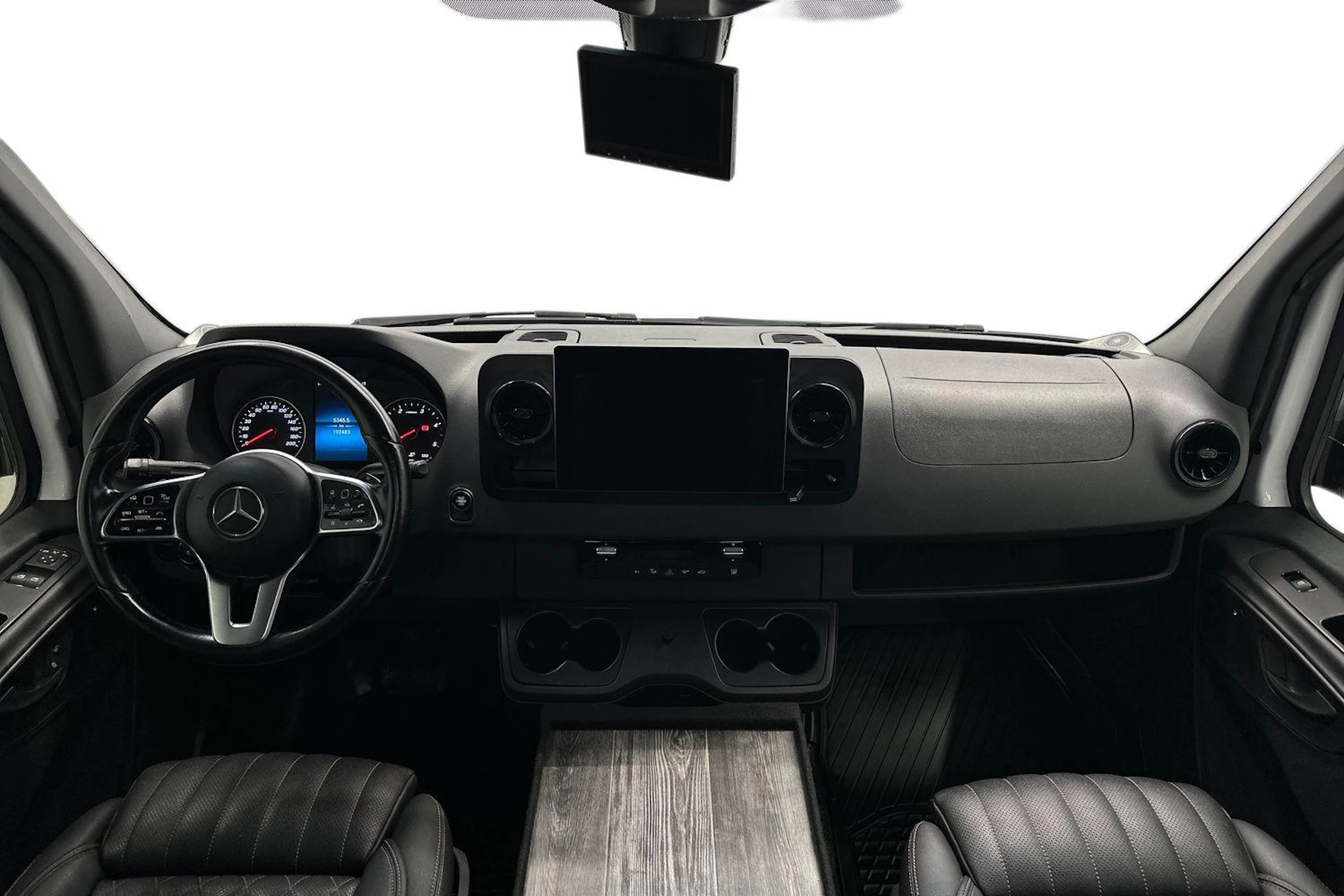 valkoinen Mercedes-Benz Sprinter 2018 kuva 7.