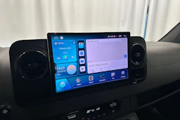 valkoinen Mercedes-Benz Sprinter 2018 kuva 15.