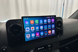 valkoinen Mercedes-Benz Sprinter 2018 kuva 16.