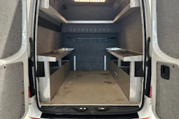 valkoinen Mercedes-Benz Sprinter 2018 kuva 34.