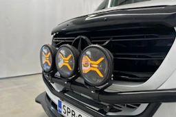 valkoinen Mercedes-Benz Sprinter 2018 kuva 37.