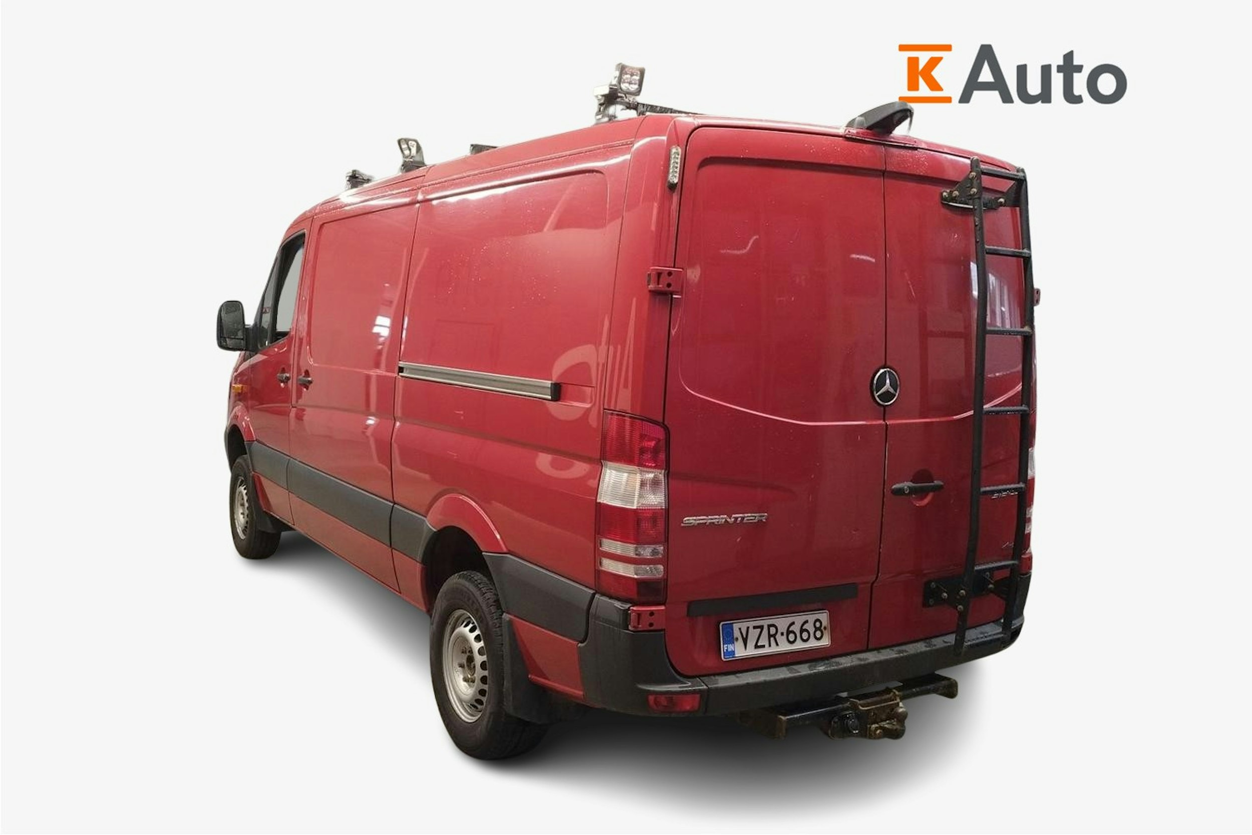 punainen Mercedes-Benz Sprinter 2018 kuva 2.