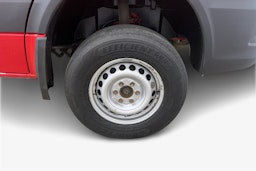 punainen Mercedes-Benz Sprinter 2018 kuva 11.