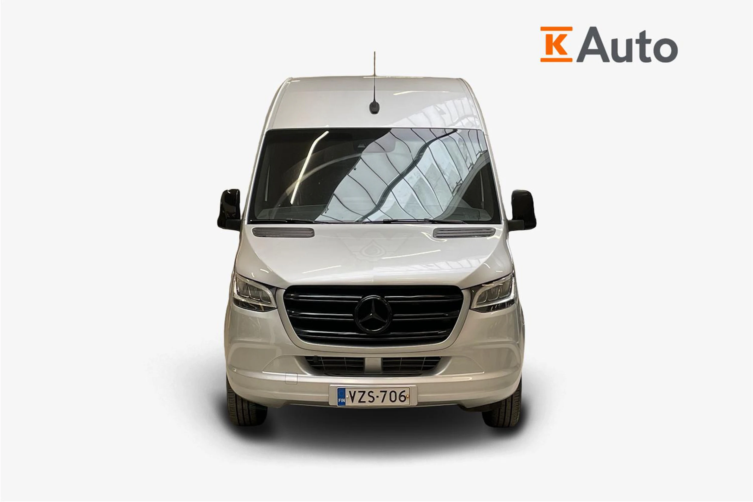 harmaa Mercedes-Benz Sprinter 2018 kuva 5.