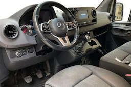 harmaa Mercedes-Benz Sprinter 2018 kuva 8.
