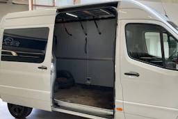 harmaa Mercedes-Benz Sprinter 2018 kuva 13.