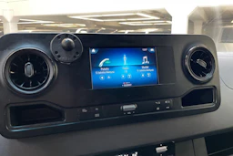 harmaa Mercedes-Benz Sprinter 2018 kuva 19.
