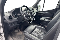 valkoinen Mercedes-Benz Sprinter 2018 kuva 3.
