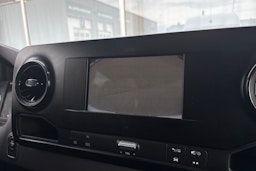 valkoinen Mercedes-Benz Sprinter 2019 kuva 25.