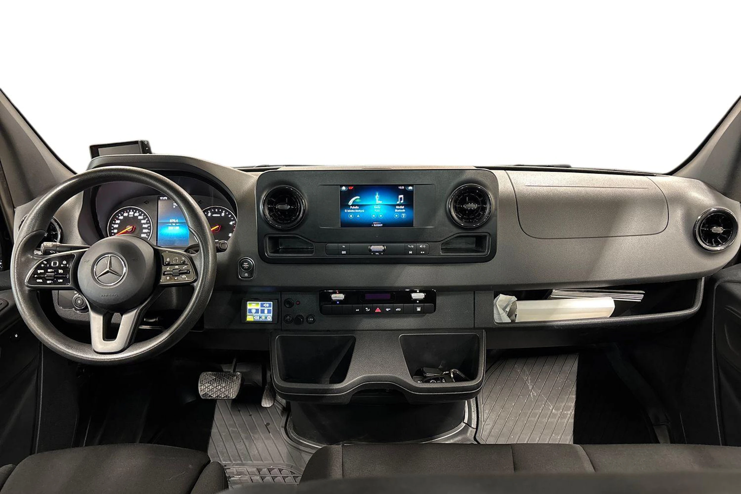 musta Mercedes-Benz Sprinter 2018 kuva 9.