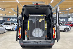 musta Mercedes-Benz Sprinter 2018 kuva 26.