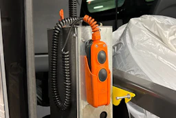 musta Mercedes-Benz Sprinter 2018 kuva 28.